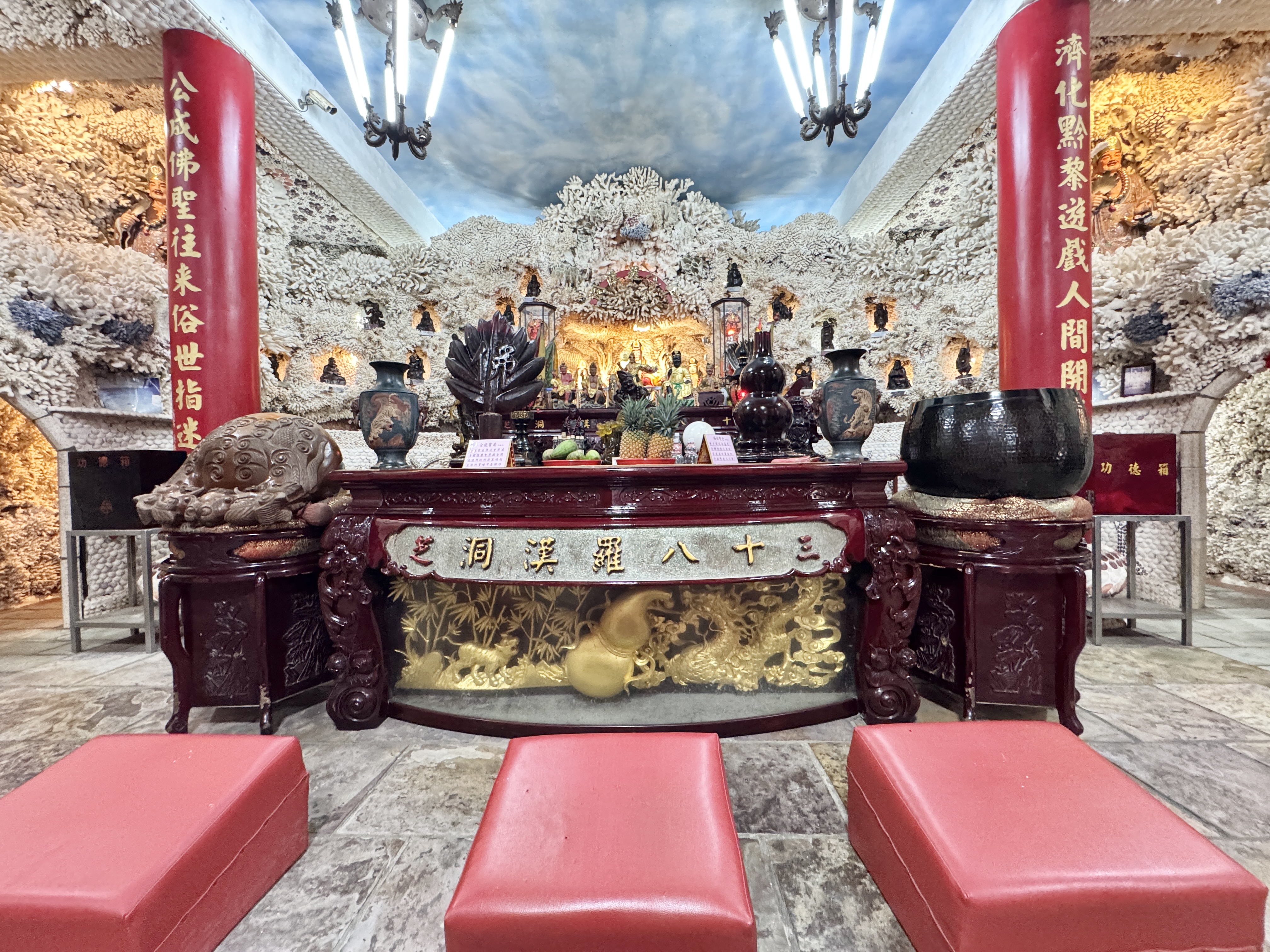 富福頂山寺｜三芝最具歷史特色的珊瑚貝殼寺廟