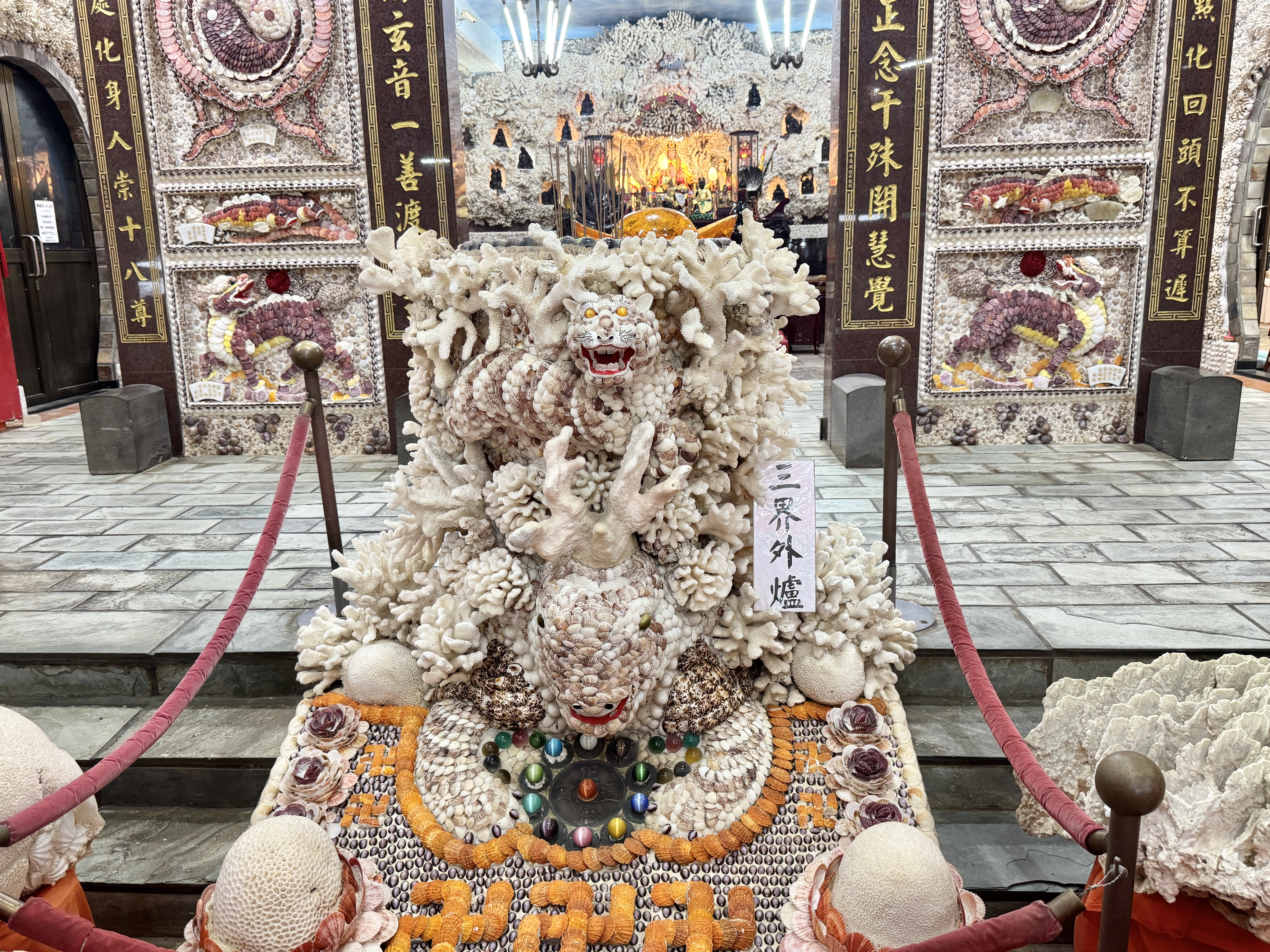 富福頂山寺｜三芝最具歷史特色的珊瑚貝殼寺廟